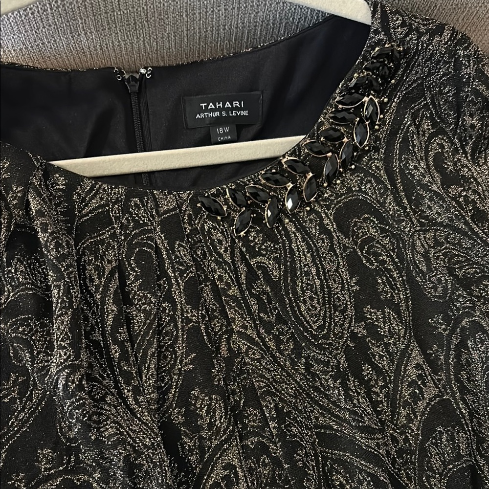 Tahari Black and Gold Dress - Picture 7 of 8